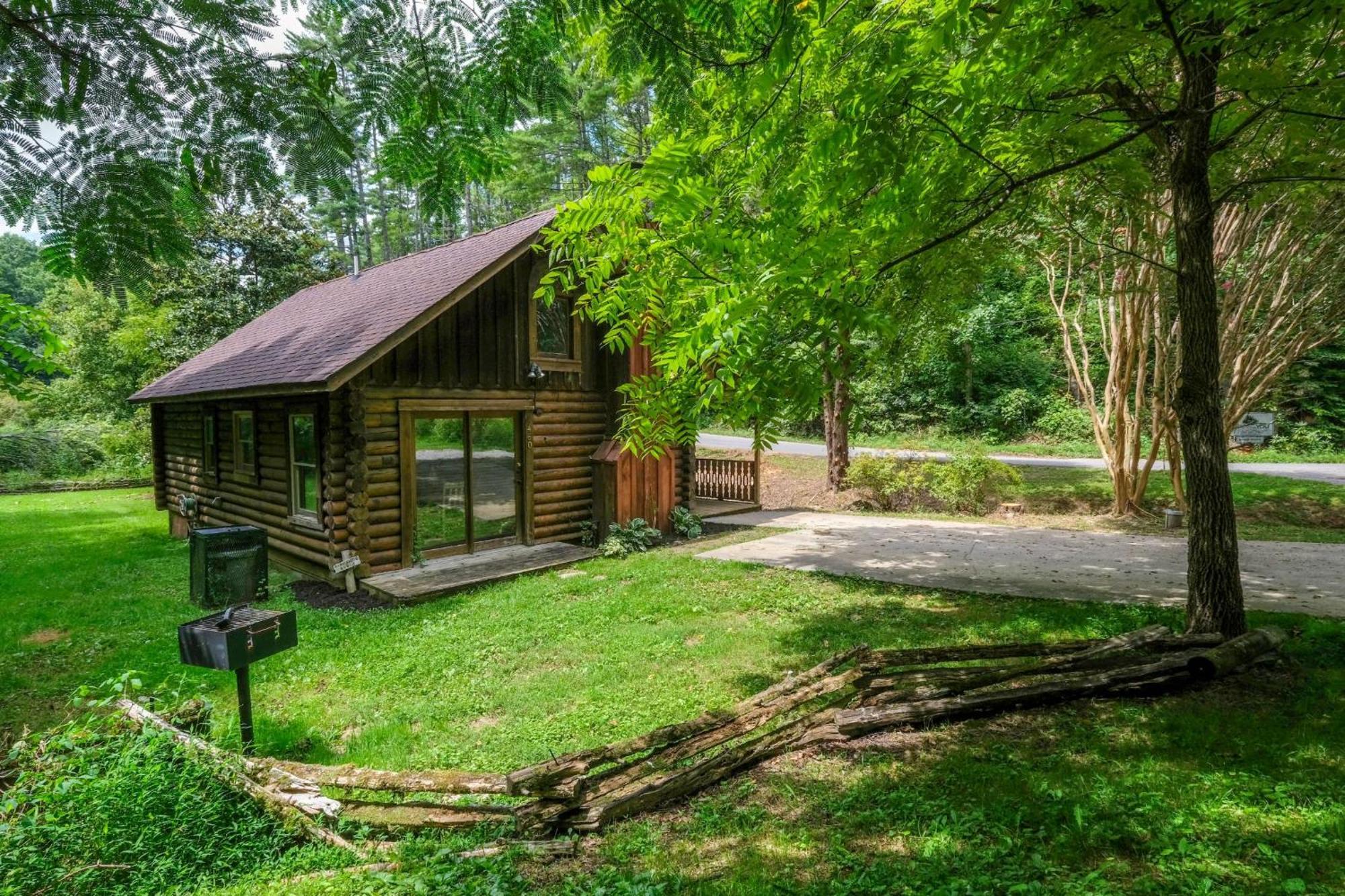 Grove Creek Cabin جاتلينبرج المظهر الخارجي الصورة